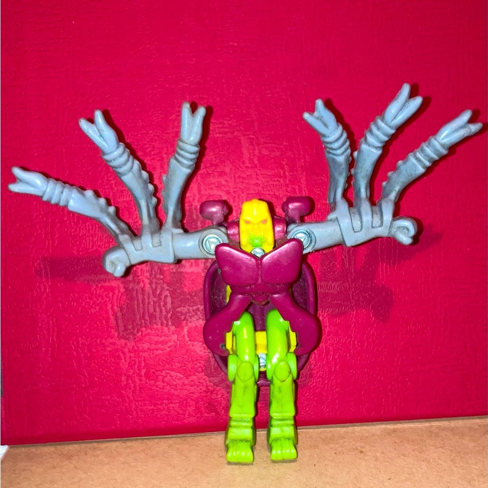 BEETLE; 1996 Hasbro / McDonalds Happy Meal; Beast Wars Transformers